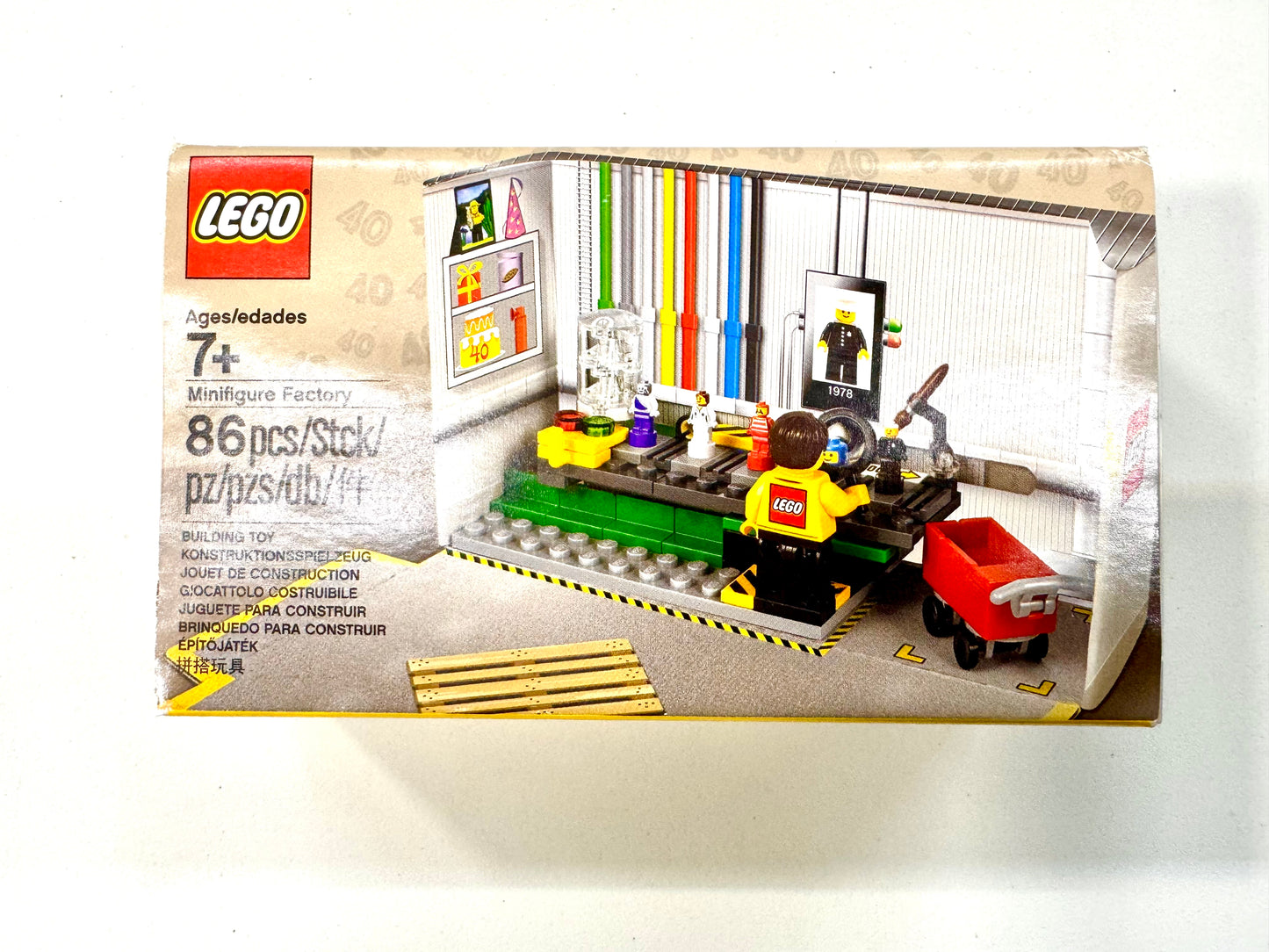 Lego 5005358 Minifigure Factory Set